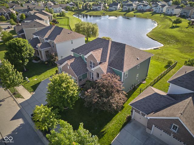13071 Knights Way, Fishers, IN 46037