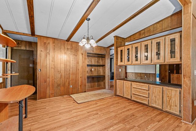 5885 Crowfoot Road, Trail, OR 97541