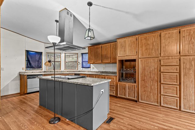 5885 Crowfoot Road, Trail, OR 97541