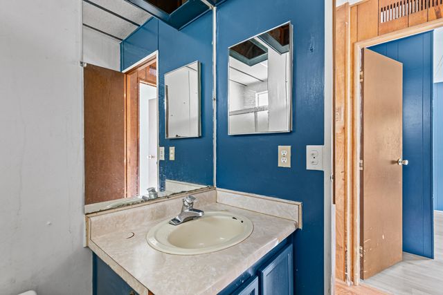 5885 Crowfoot Road, Trail, OR 97541