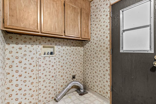 5885 Crowfoot Road, Trail, OR 97541