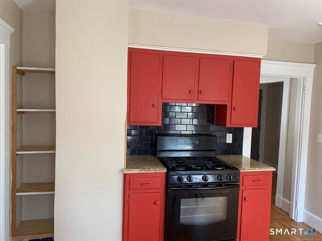 352 Elm Street 3rd fl., West Haven, CT 06516