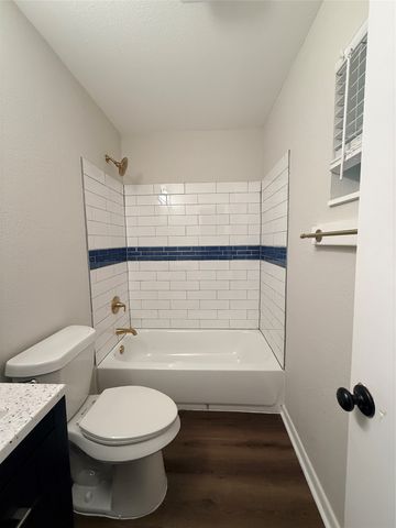 127 Dunn Street, Red Oak, TX 75154