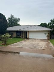 127 Dunn Street, Red Oak, TX 75154