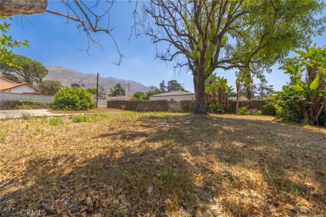 3383 Glenrose Avenue, Altadena, CA 91001