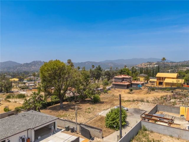3383 Glenrose Avenue, Altadena, CA 91001