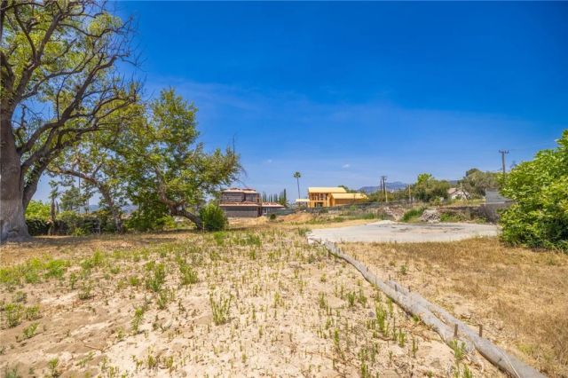 3383 Glenrose Avenue, Altadena, CA 91001