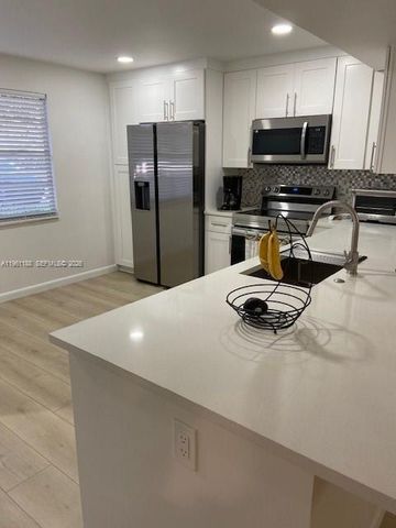 3305 Aruba Way B1, Coconut Creek, FL 33066