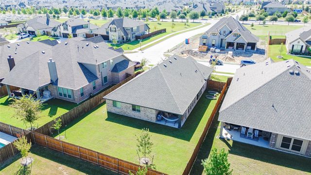 297 Sparkling Springs Drive, Waxahachie, TX 75165