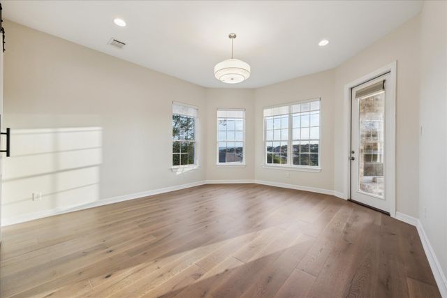 3207 Crystal Falls PKWY, Leander, TX 78641