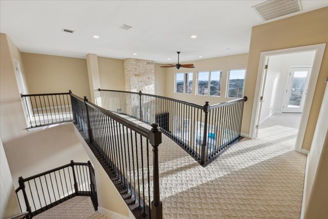 3207 Crystal Falls PKWY, Leander, TX 78641