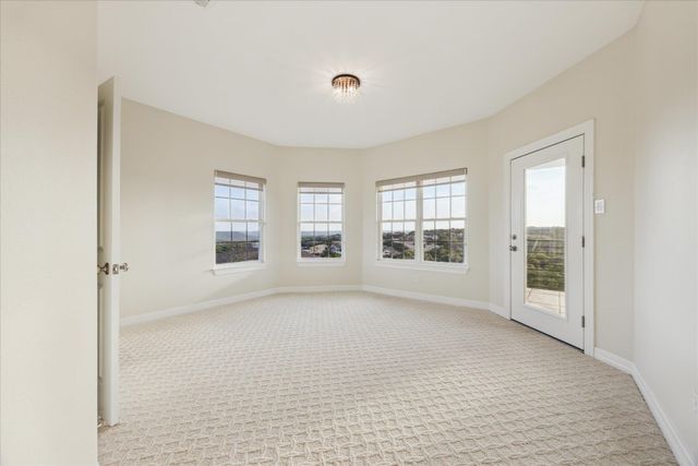 3207 Crystal Falls PKWY, Leander, TX 78641