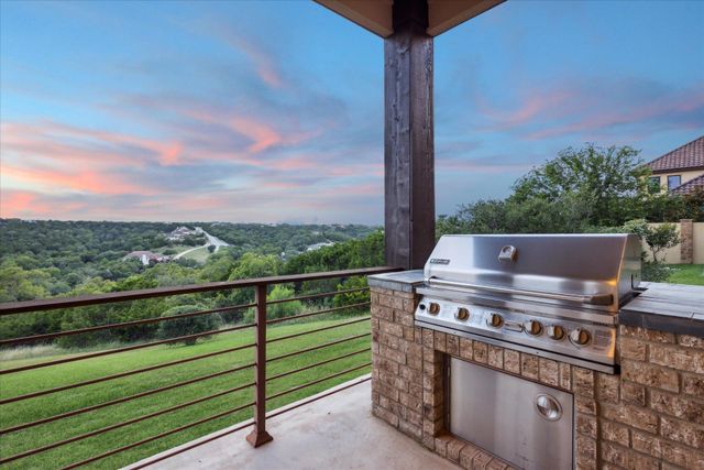3207 Crystal Falls PKWY, Leander, TX 78641