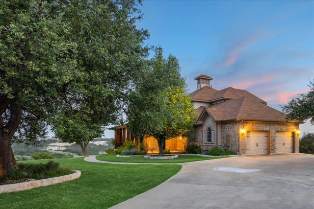 3207 Crystal Falls PKWY, Leander, TX 78641