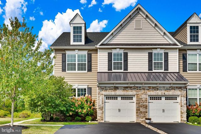 353 W BOULDER DR, Chalfont, PA 18914