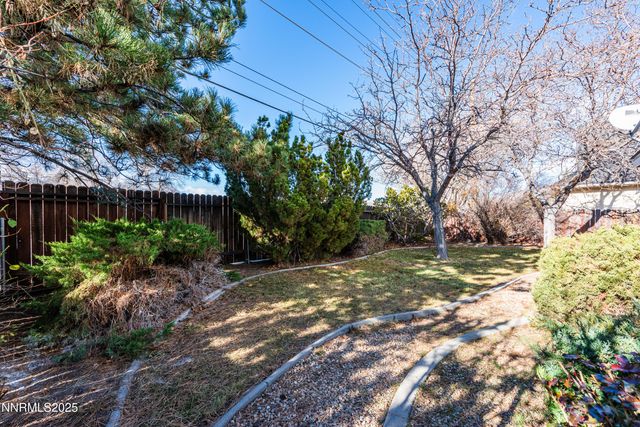 1612 Truckee Drive, Carson City, NV 89701