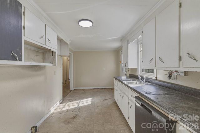 1553 Echo Drive, Lenoir, NC 28645