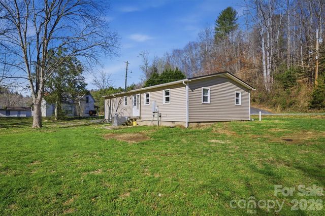 1553 Echo Drive, Lenoir, NC 28645