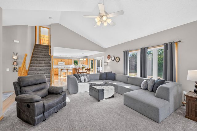 20365 Eidelweiss Street NW, Oak Grove, MN 55011