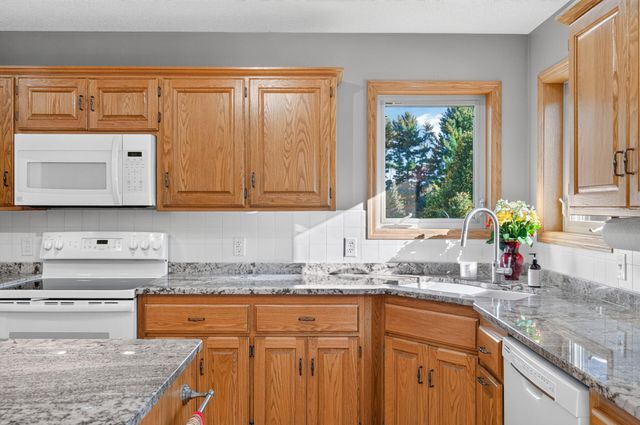 20365 Eidelweiss Street NW, Oak Grove, MN 55011