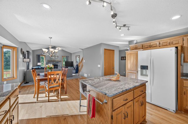 20365 Eidelweiss Street NW, Oak Grove, MN 55011