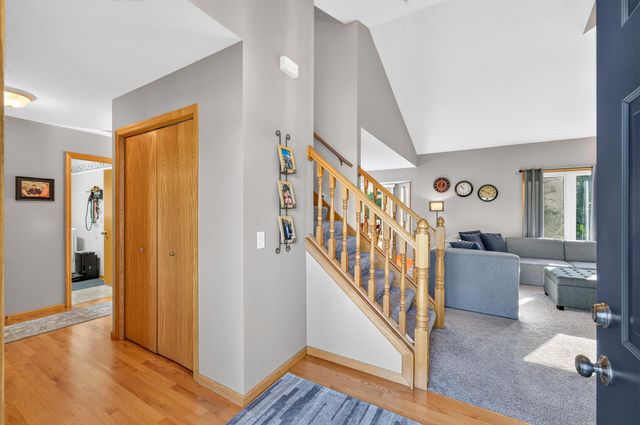 20365 Eidelweiss Street NW, Oak Grove, MN 55011