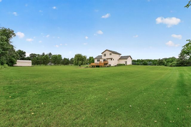 20365 Eidelweiss Street NW, Oak Grove, MN 55011
