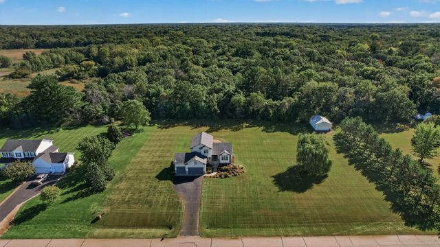 20365 Eidelweiss Street NW, Oak Grove, MN 55011