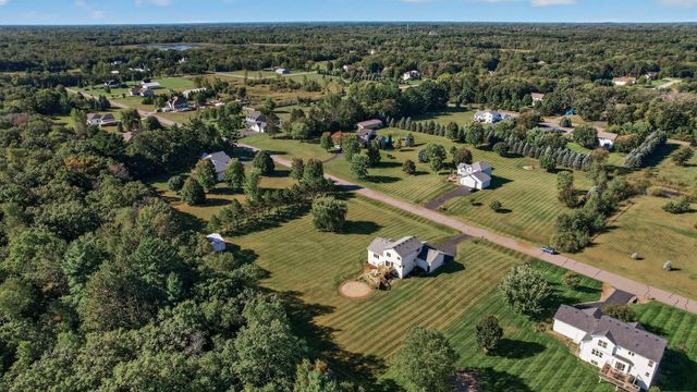 20365 Eidelweiss Street NW, Oak Grove, MN 55011