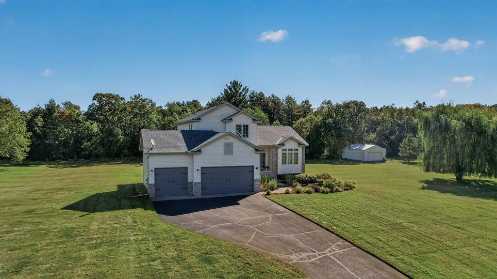 20365 Eidelweiss Street NW, Oak Grove, MN 55011 — photo 2