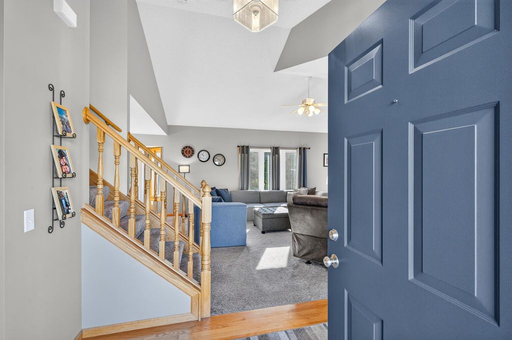 20365 Eidelweiss Street NW, Oak Grove, MN 55011 — photo 5
