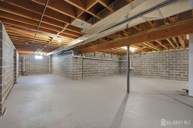 424 Delmore Avenue, South Plainfield, NJ 07080