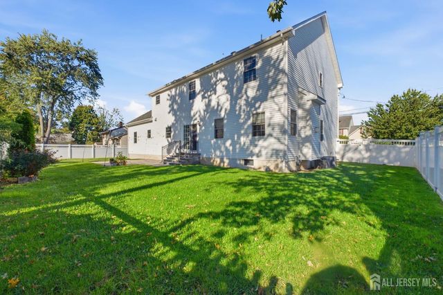 424 Delmore Avenue, South Plainfield, NJ 07080
