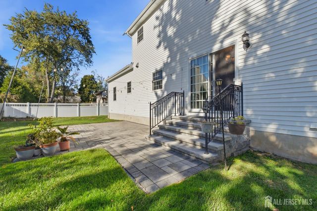 424 Delmore Avenue, South Plainfield, NJ 07080