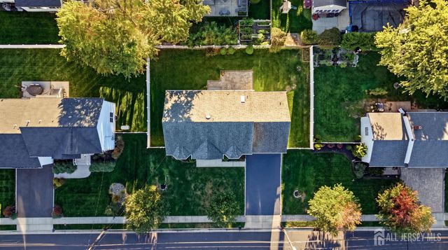 424 Delmore Avenue, South Plainfield, NJ 07080