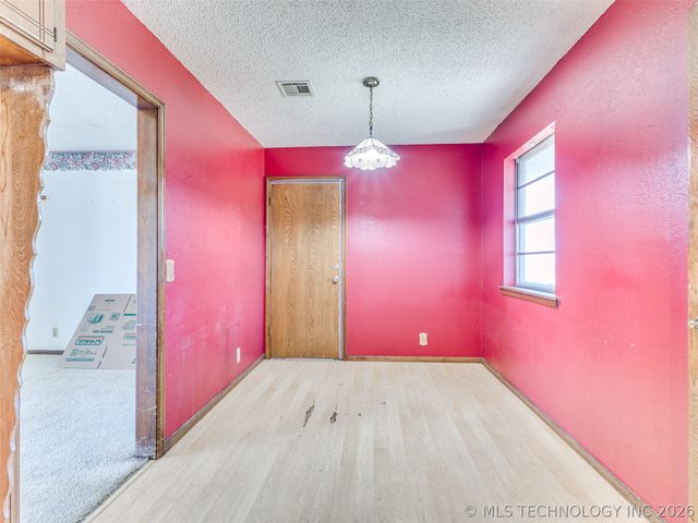 205 Lester Lane, Cleveland, OK 74020