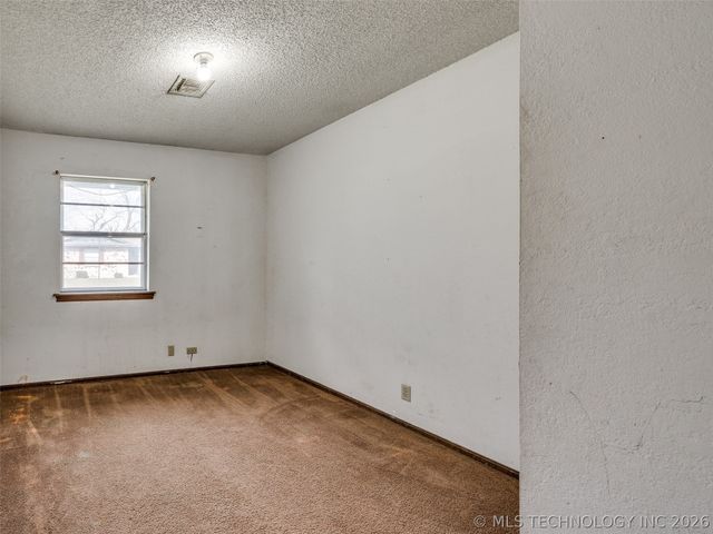 205 Lester Lane, Cleveland, OK 74020