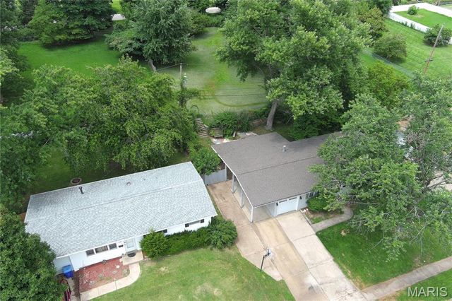 1255 Night Drive, Florissant, MO 63031