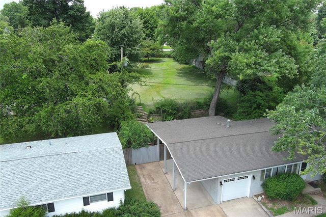 1255 Night Drive, Florissant, MO 63031