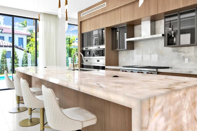 344 NE 2nd Street, Boca Raton, FL 33432