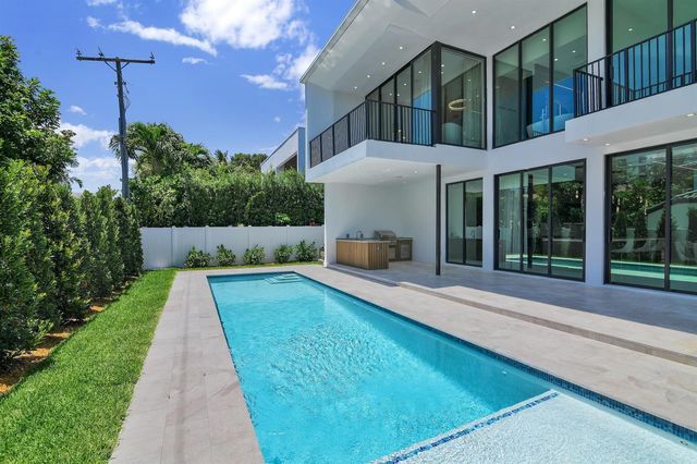 344 NE 2nd Street, Boca Raton, FL 33432