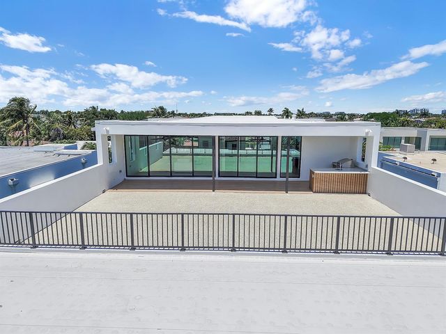 344 NE 2nd Street, Boca Raton, FL 33432