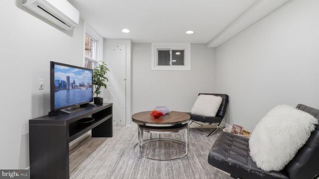 2708 MINNESOTA AVE SE, Washington, DC 20019