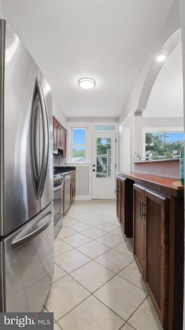 2708 MINNESOTA AVE SE, Washington, DC 20019