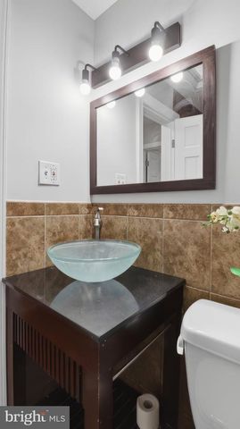 2708 MINNESOTA AVE SE, Washington, DC 20019