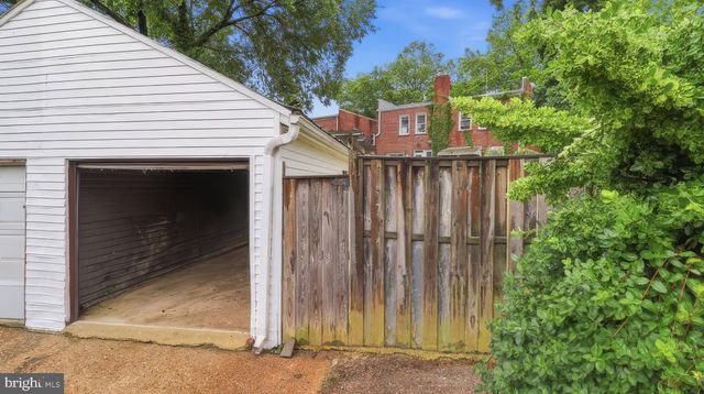2708 MINNESOTA AVE SE, Washington, DC 20019