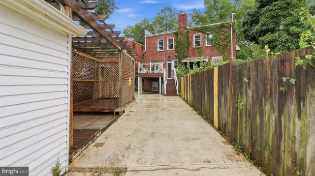 2708 MINNESOTA AVE SE, Washington, DC 20019