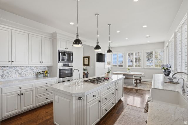 1714 E FORT DOUGLAS CIR, Salt Lake City, UT 84103