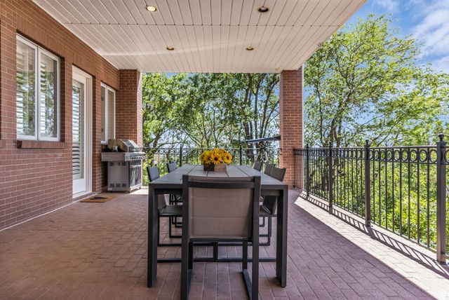 1714 E FORT DOUGLAS CIR, Salt Lake City, UT 84103