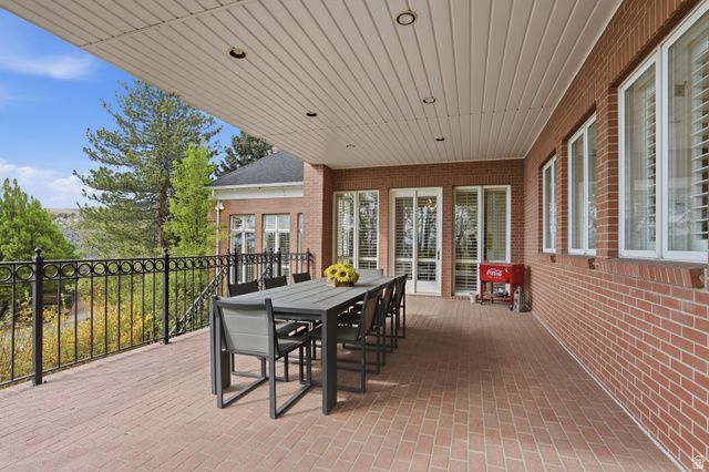 1714 E FORT DOUGLAS CIR, Salt Lake City, UT 84103